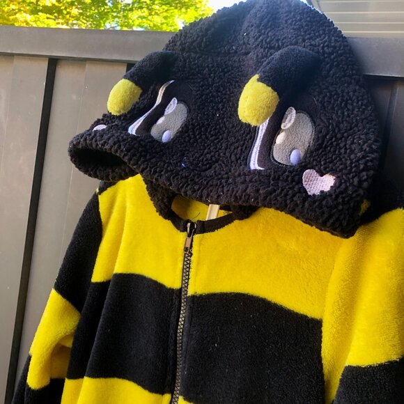 🐝 FUNTIME Bee Halloween Costume Kids Size M 10-12 yo Fleece Jumpsuit Pajamas - Picture 4 of 9
